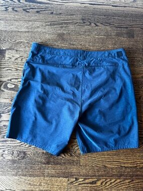 Vuori Men's Aim 9in. Shorts in Blue